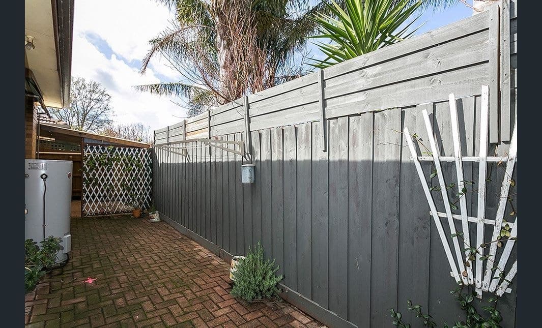 8/35-39 Elphinstone Street West Footscray VIC, West Footscray - Image 1