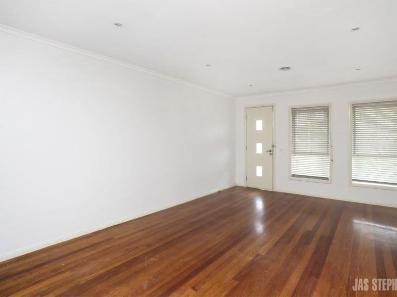 1/12 Taniyha Place Sunshine North VIC, Sunshine North - Thumbnail 3