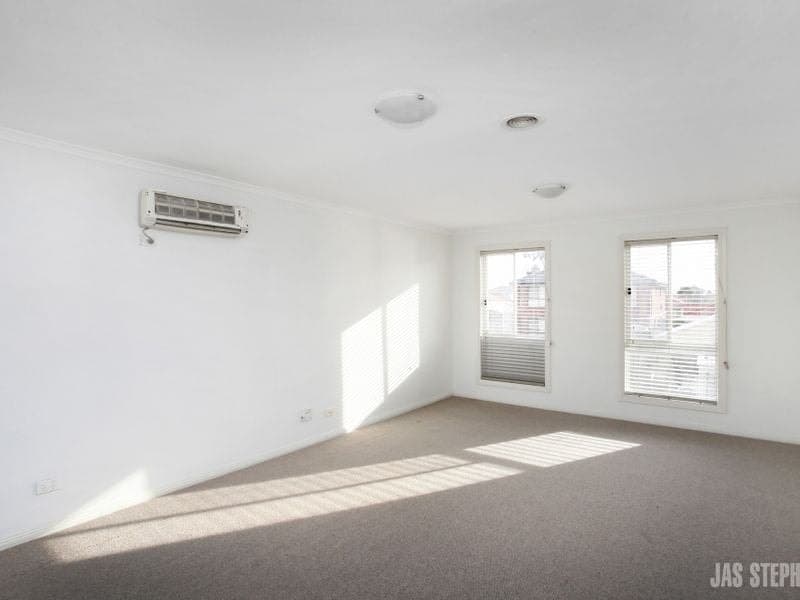 1/12 Taniyha Place Sunshine North VIC, Sunshine North - Thumbnail 6