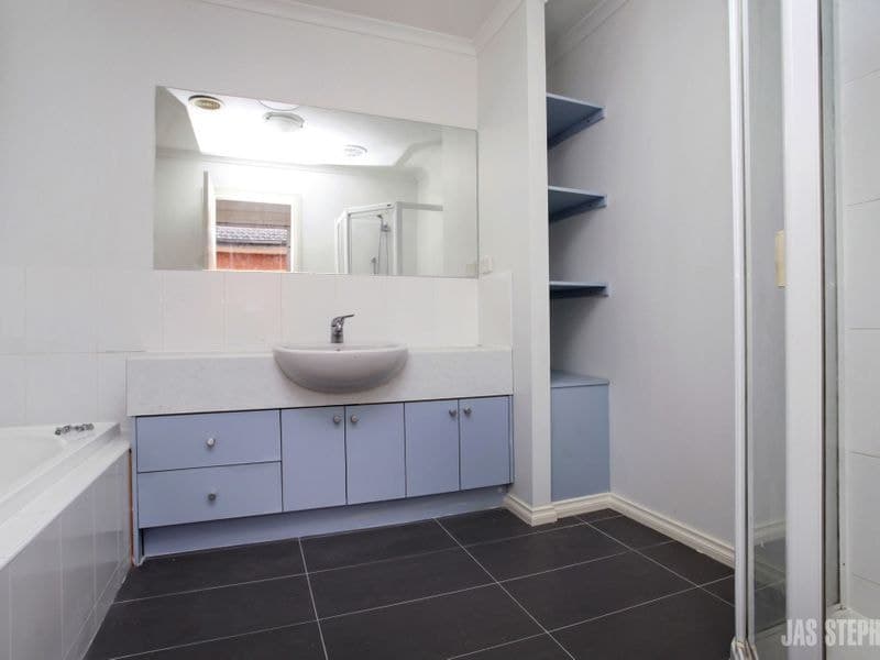 1/12 Taniyha Place Sunshine North VIC, Sunshine North - Thumbnail 8