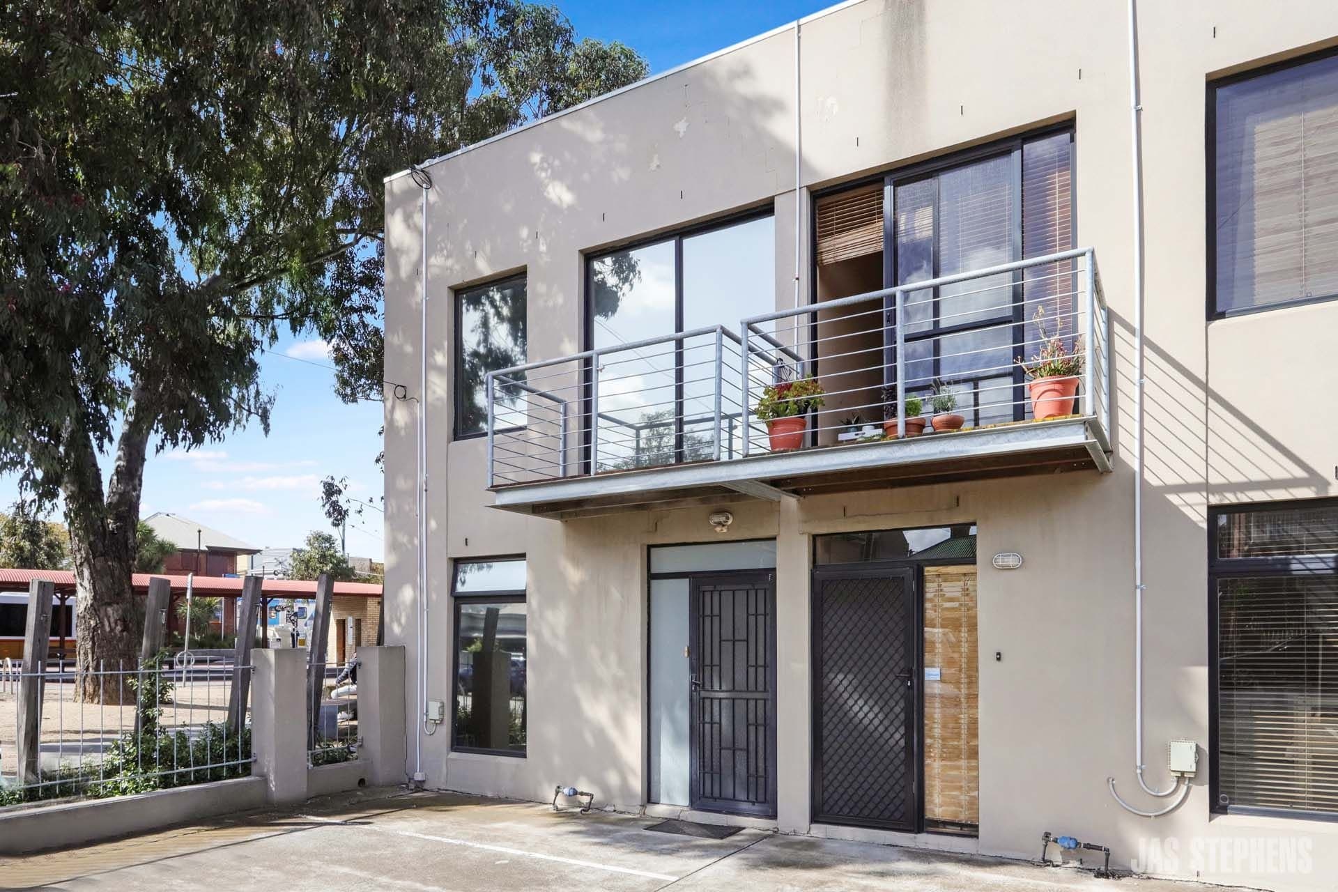 1/3 Canterbury Street Yarraville VIC, Yarraville - Thumbnail 2