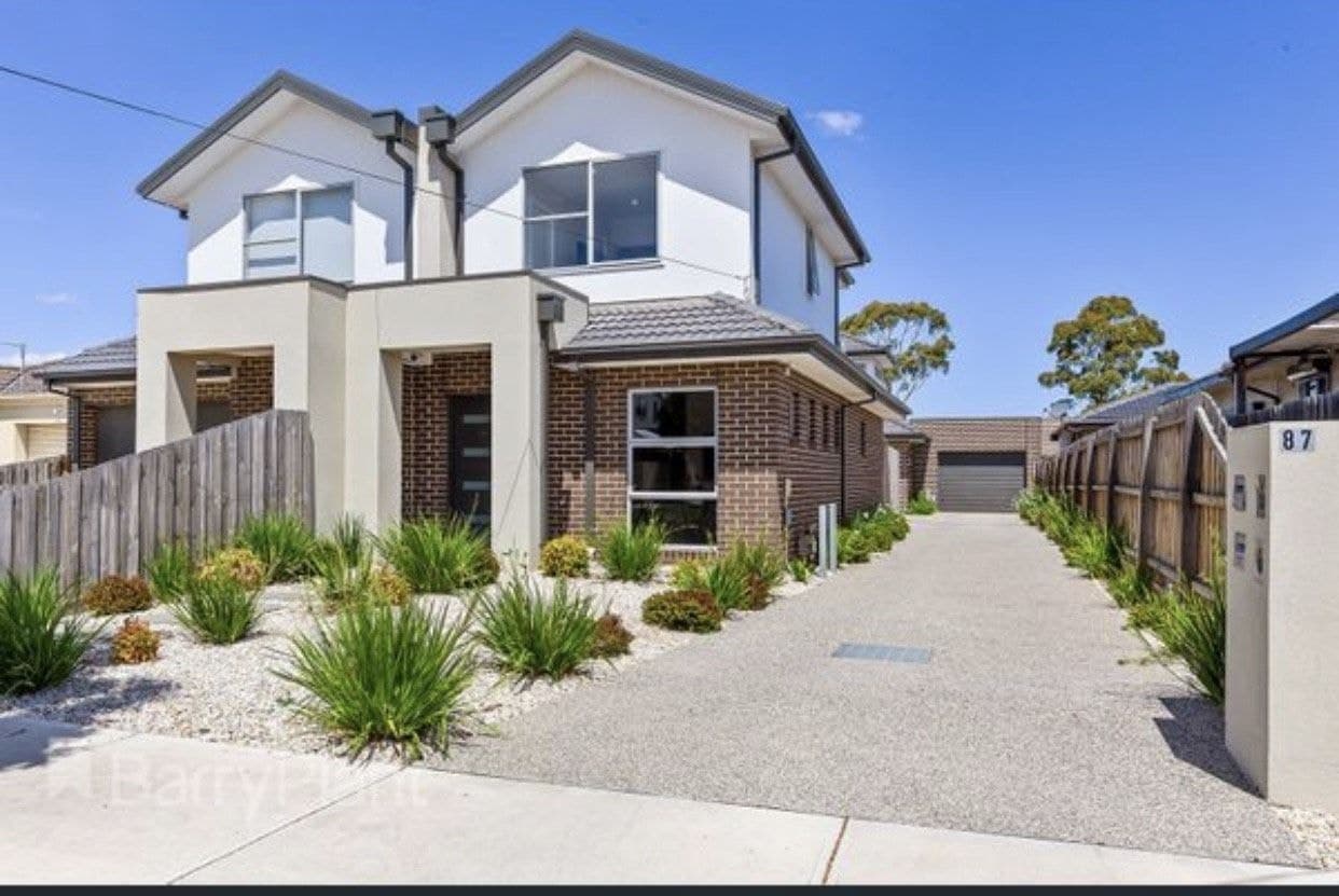 2/87 Hargreaves Crescent, Braybrook, Braybrook - Thumbnail 2