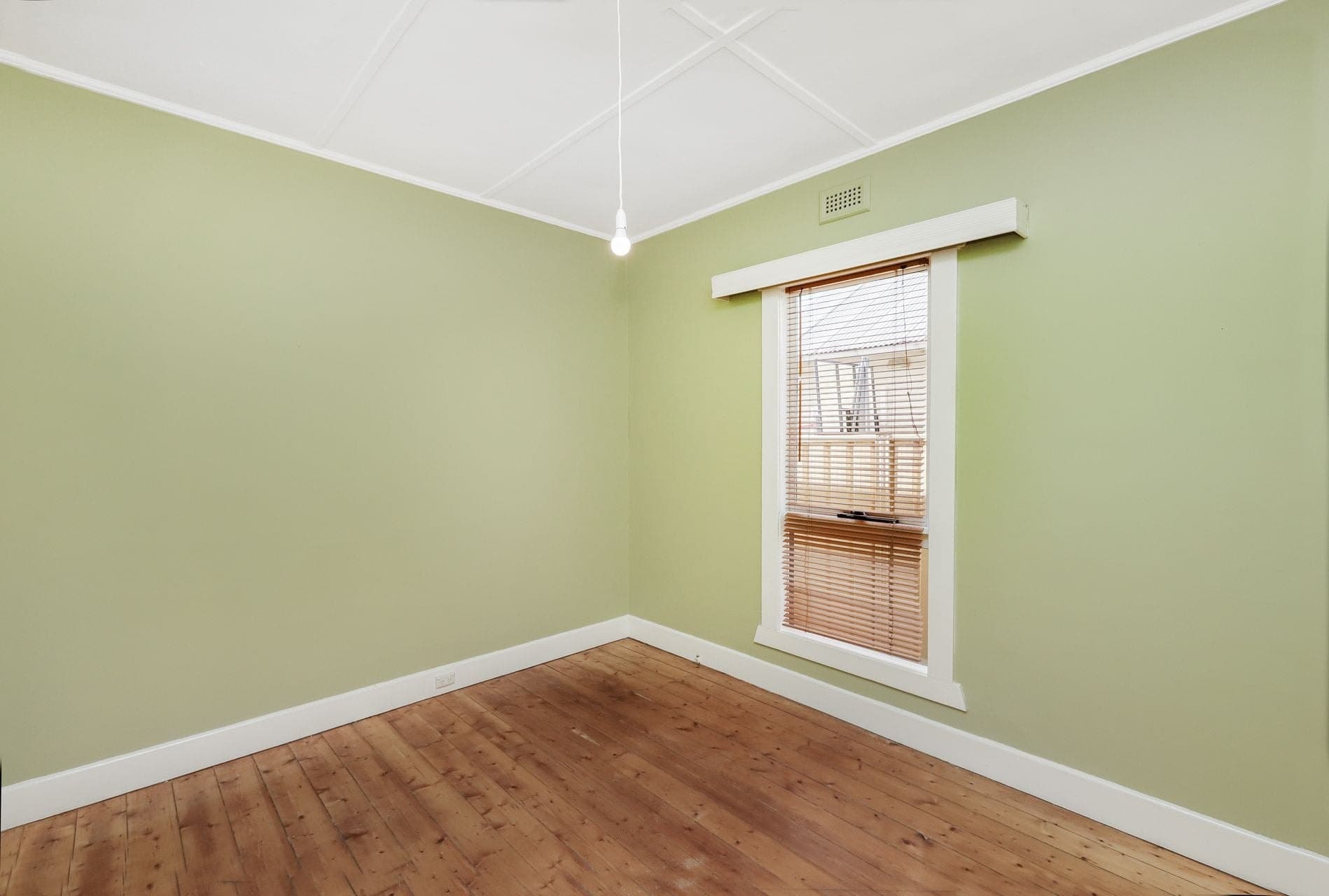 54 Southampton Street Footscray VIC, Footscray - Thumbnail 3
