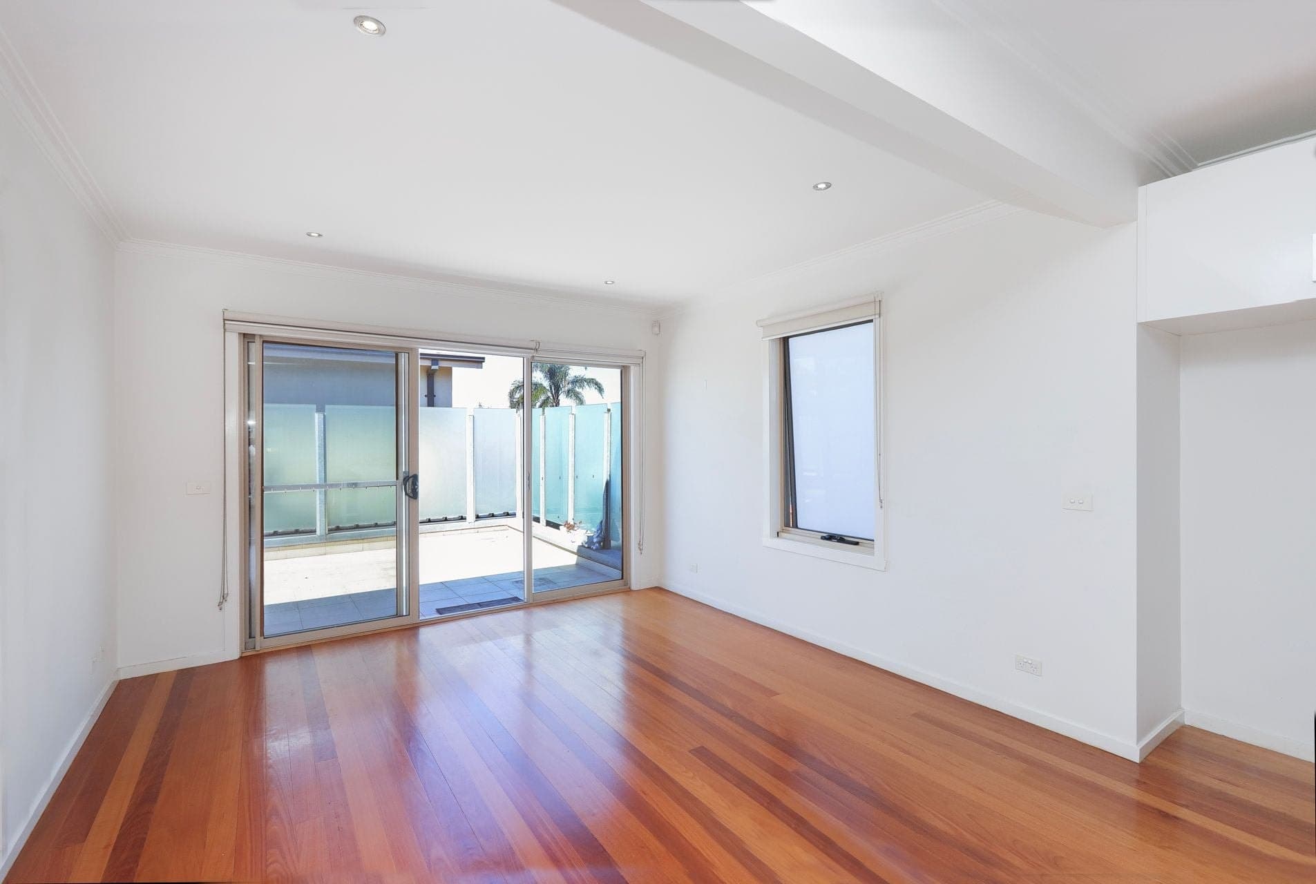 154 Douglas Parade, Williamstown, Williamstown - Thumbnail 6