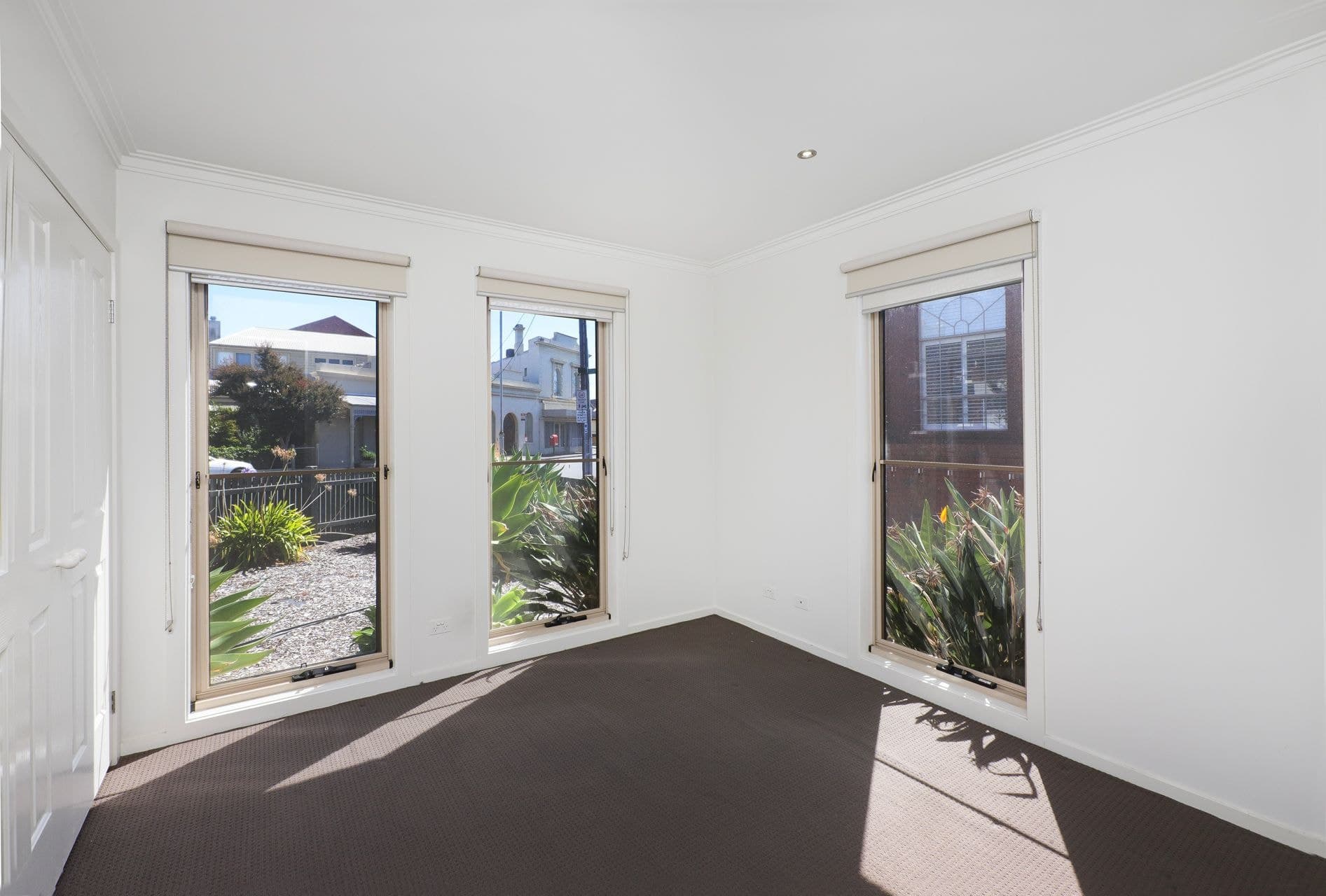 154 Douglas Parade, Williamstown, Williamstown - Thumbnail 8