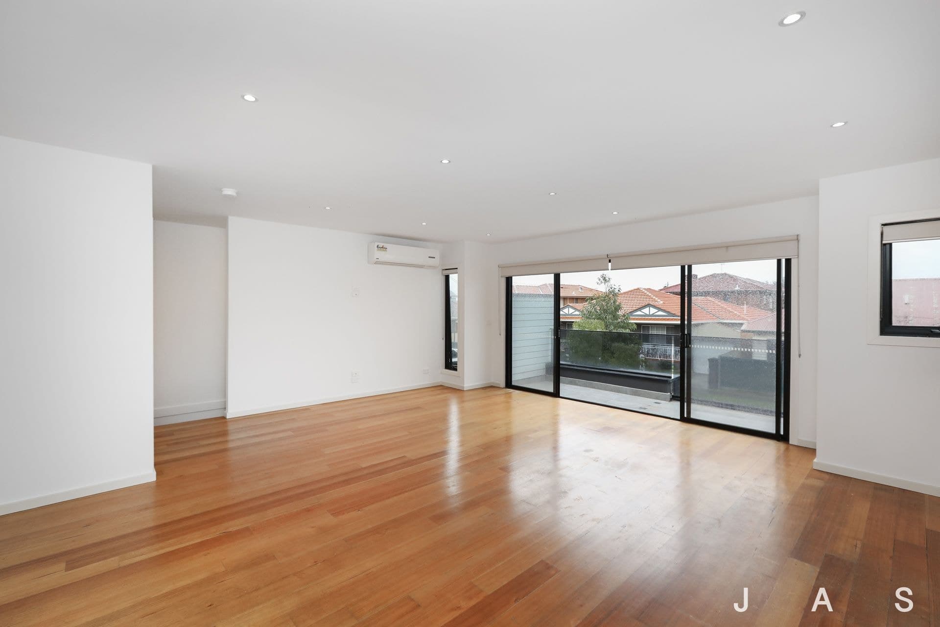 1B Carlyle Street Maidstone VIC, Maidstone - Thumbnail 4