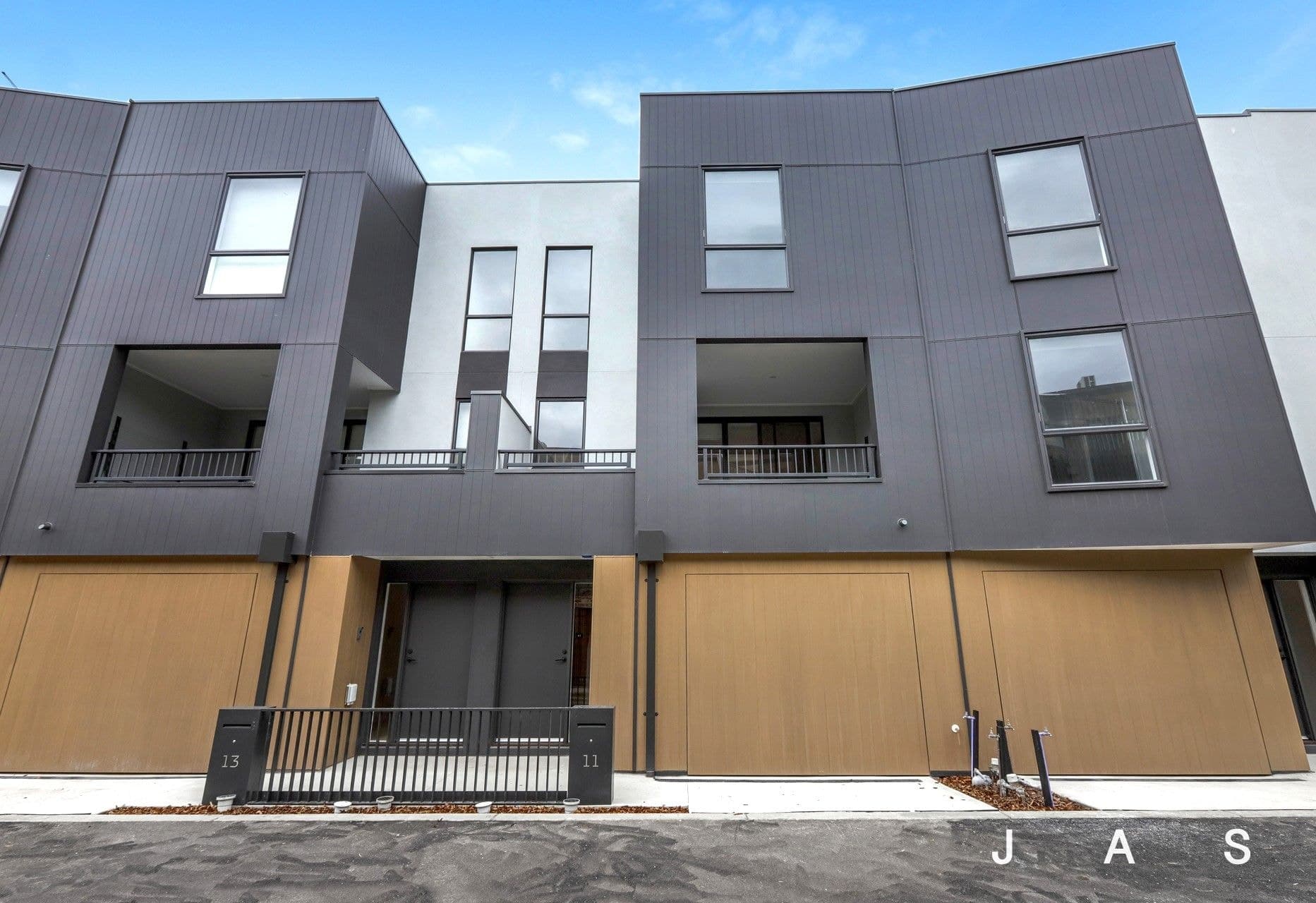 11 Fleece Road Yarraville VIC, Yarraville - Thumbnail 2