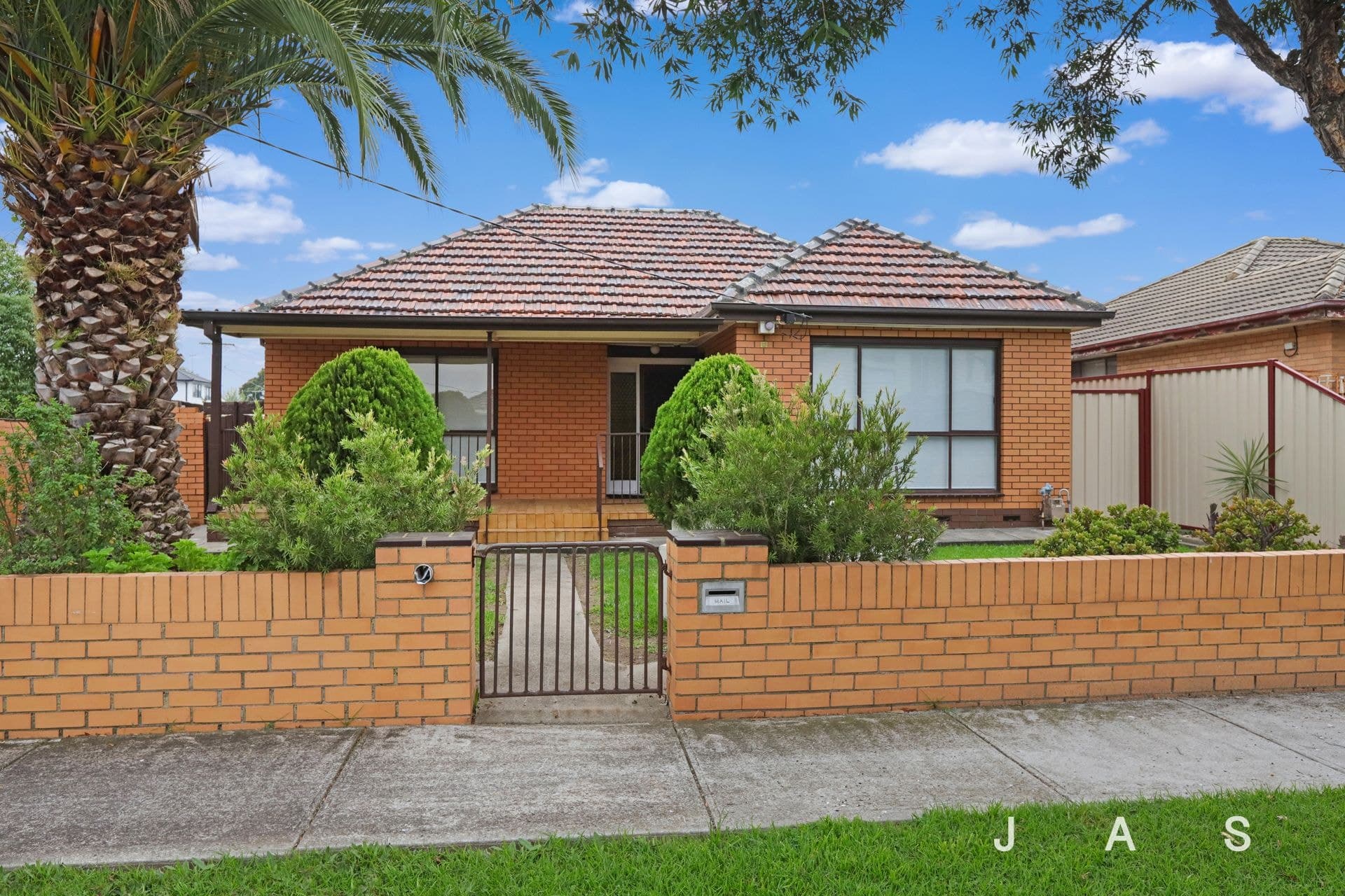 68 Clayton Street Sunshine North VIC, Sunshine North - Thumbnail 2