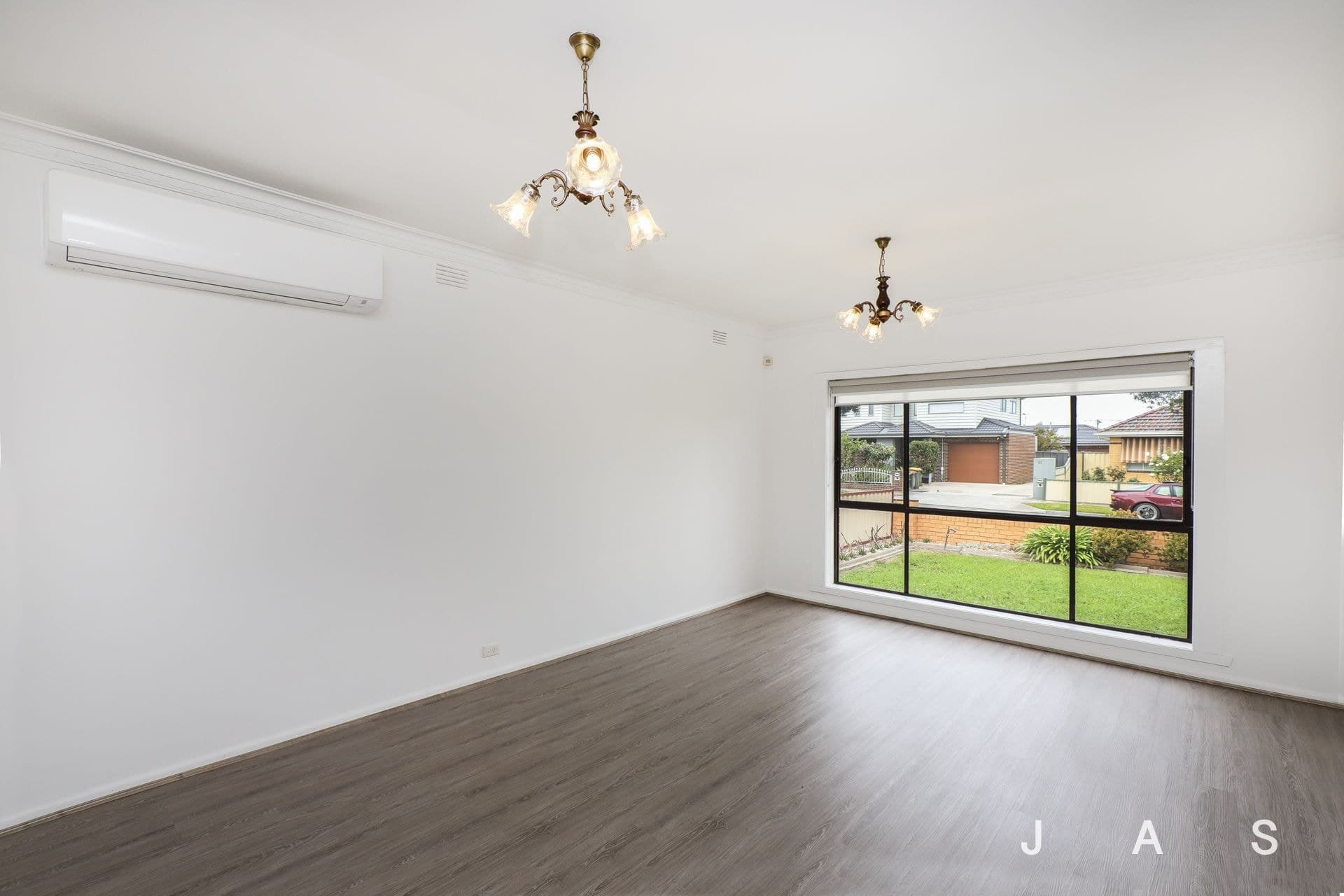 68 Clayton Street Sunshine North VIC, Sunshine North - Thumbnail 4