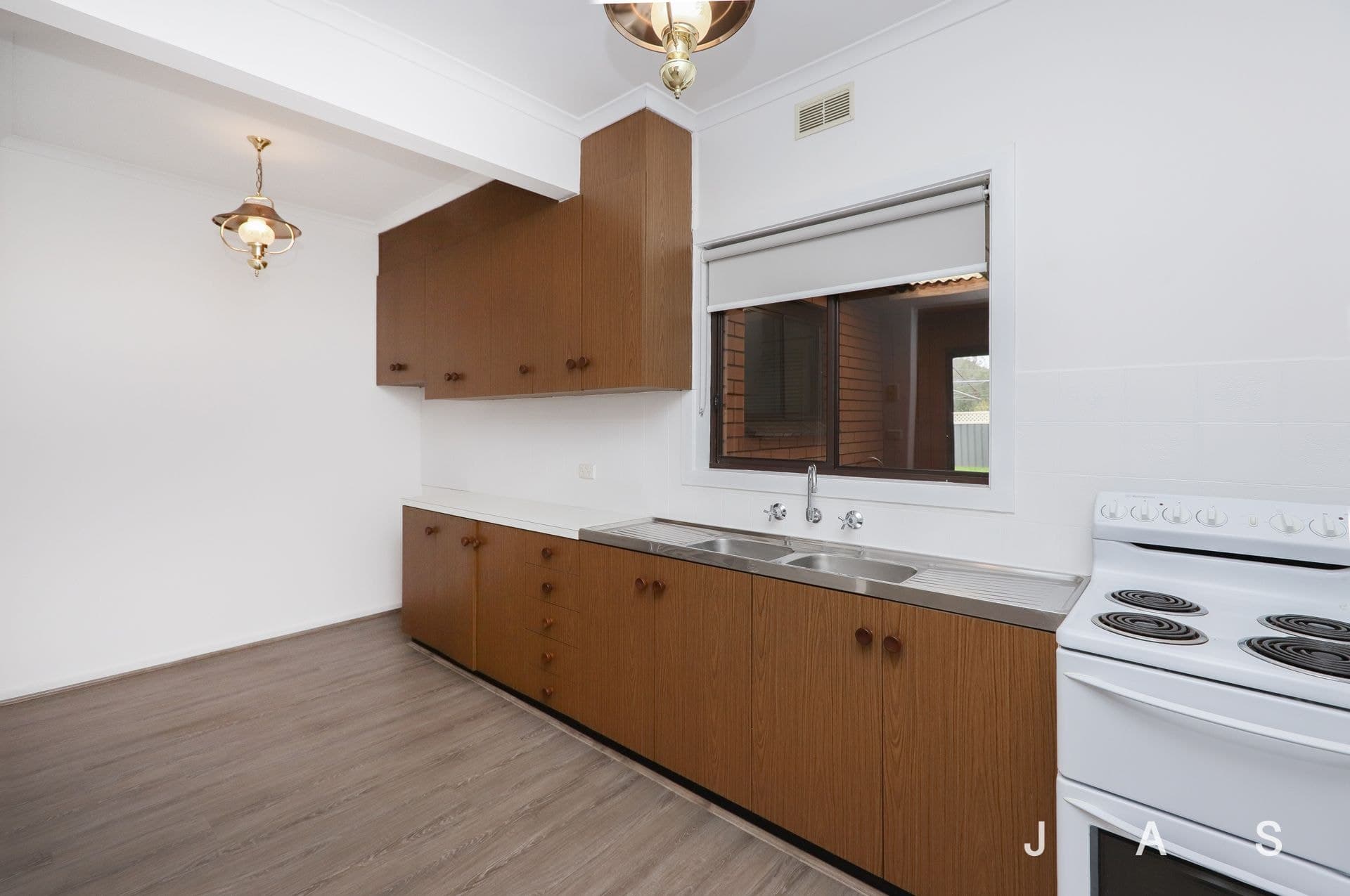 68 Clayton Street Sunshine North VIC, Sunshine North - Thumbnail 6