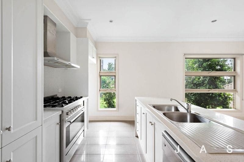 166 Roberts Street Yarraville VIC, Yarraville - Thumbnail 3