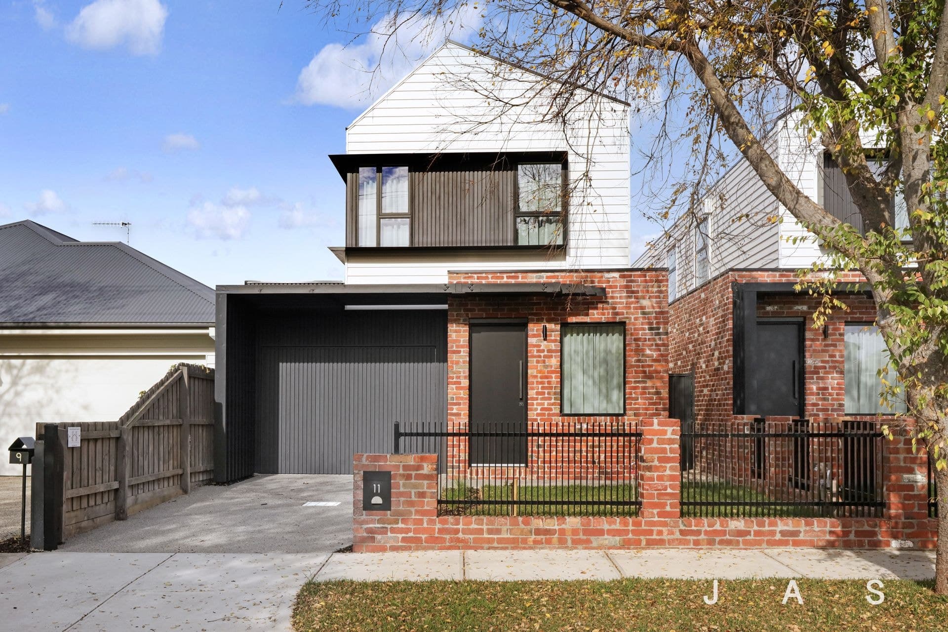 11 Neylon Street Yarraville VIC, Yarraville - Thumbnail 2