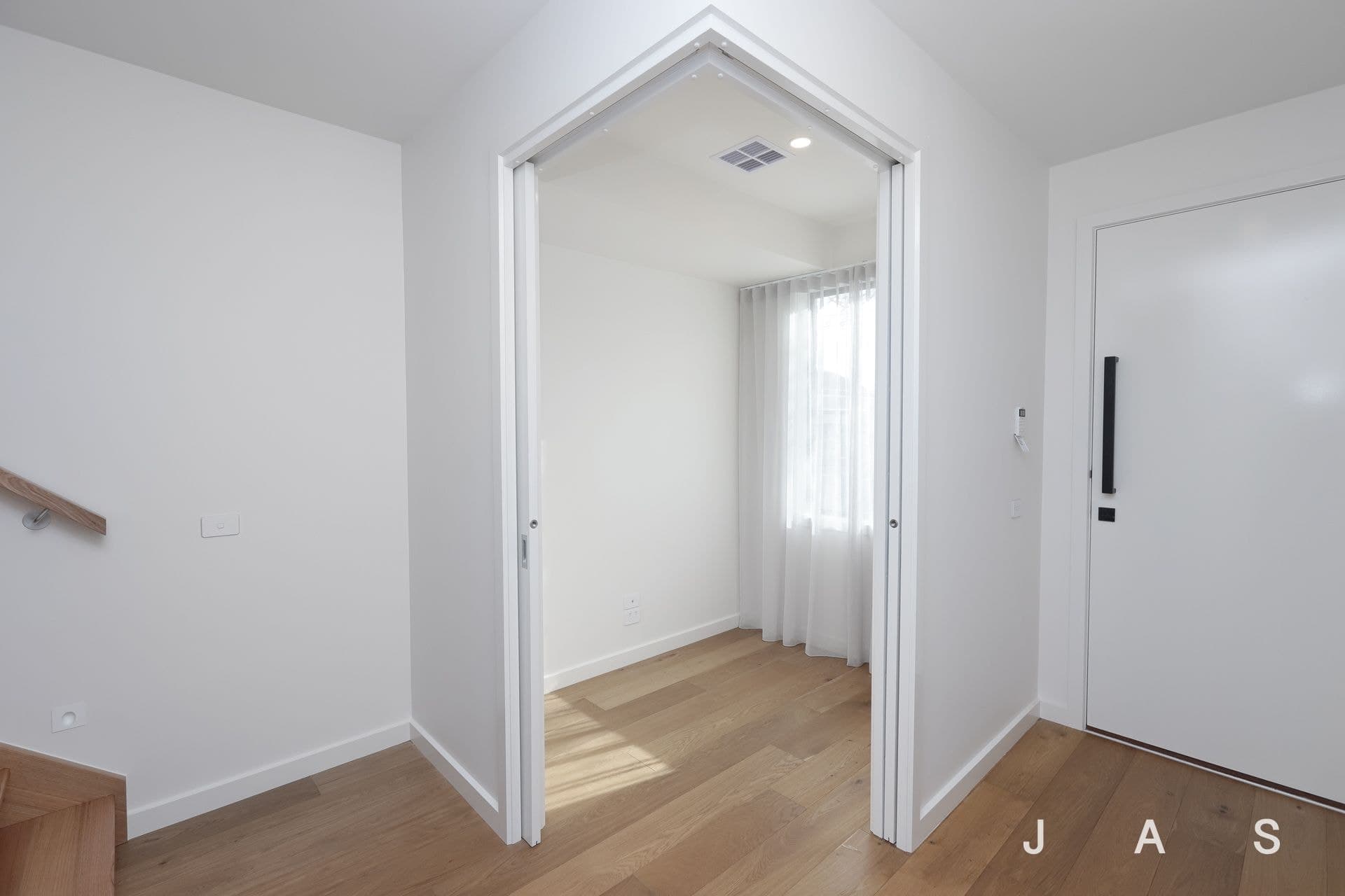 11 Neylon Street Yarraville VIC, Yarraville - Thumbnail 3