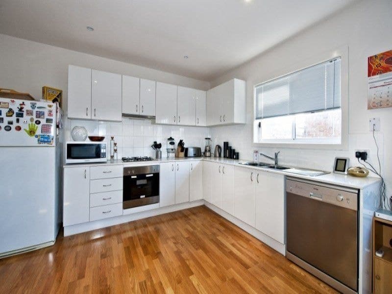 2/8 Govan Street Footscray VIC, Footscray - Thumbnail 6