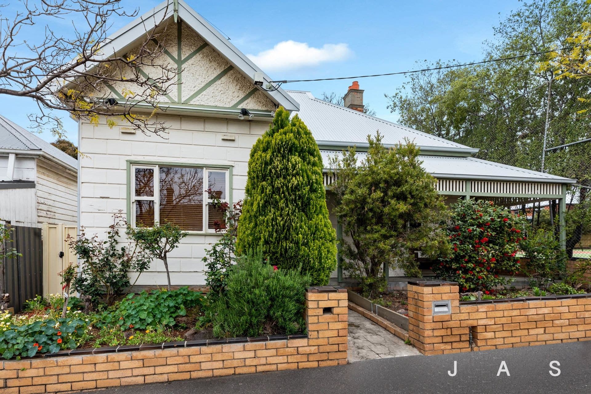 35 Gower Street Kensington VIC, Kensington - Thumbnail 2