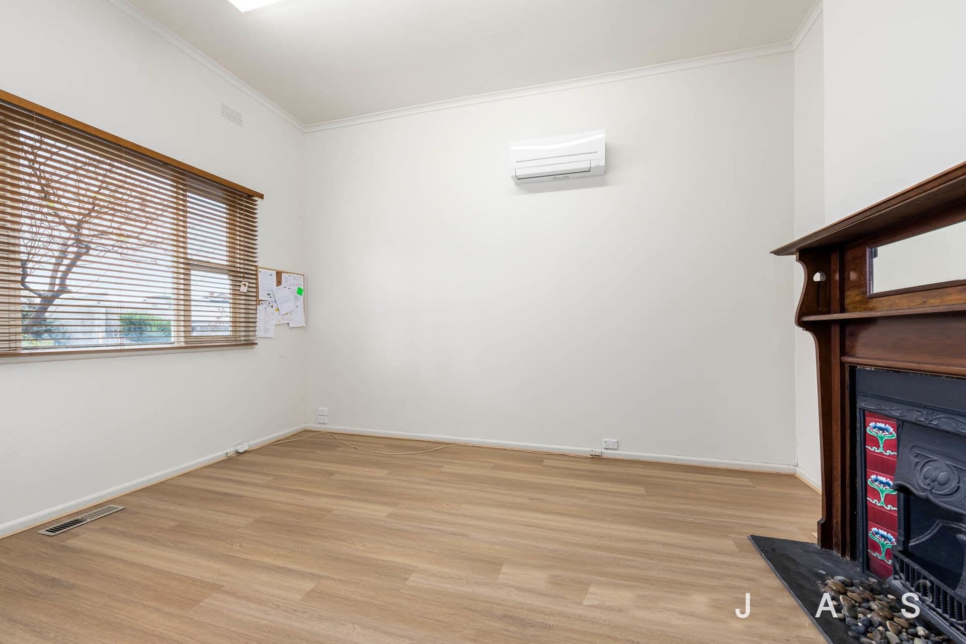 35 Gower Street Kensington VIC, Kensington - Thumbnail 6