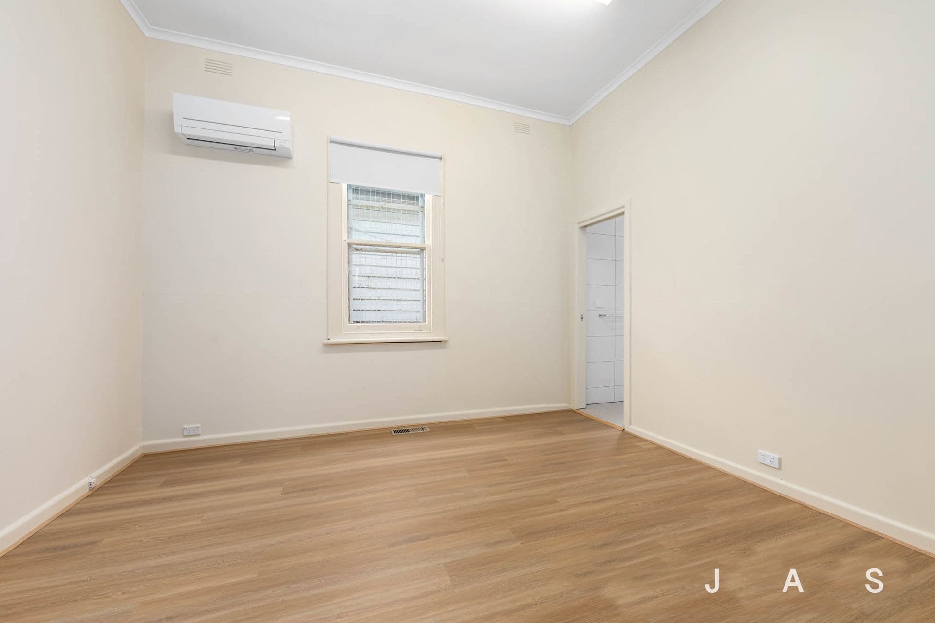 35 Gower Street Kensington VIC, Kensington - Thumbnail 7