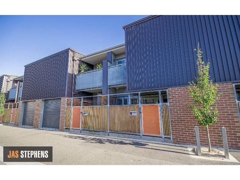 9 Newman Drive Footscray VIC, Footscray - Thumbnail 3