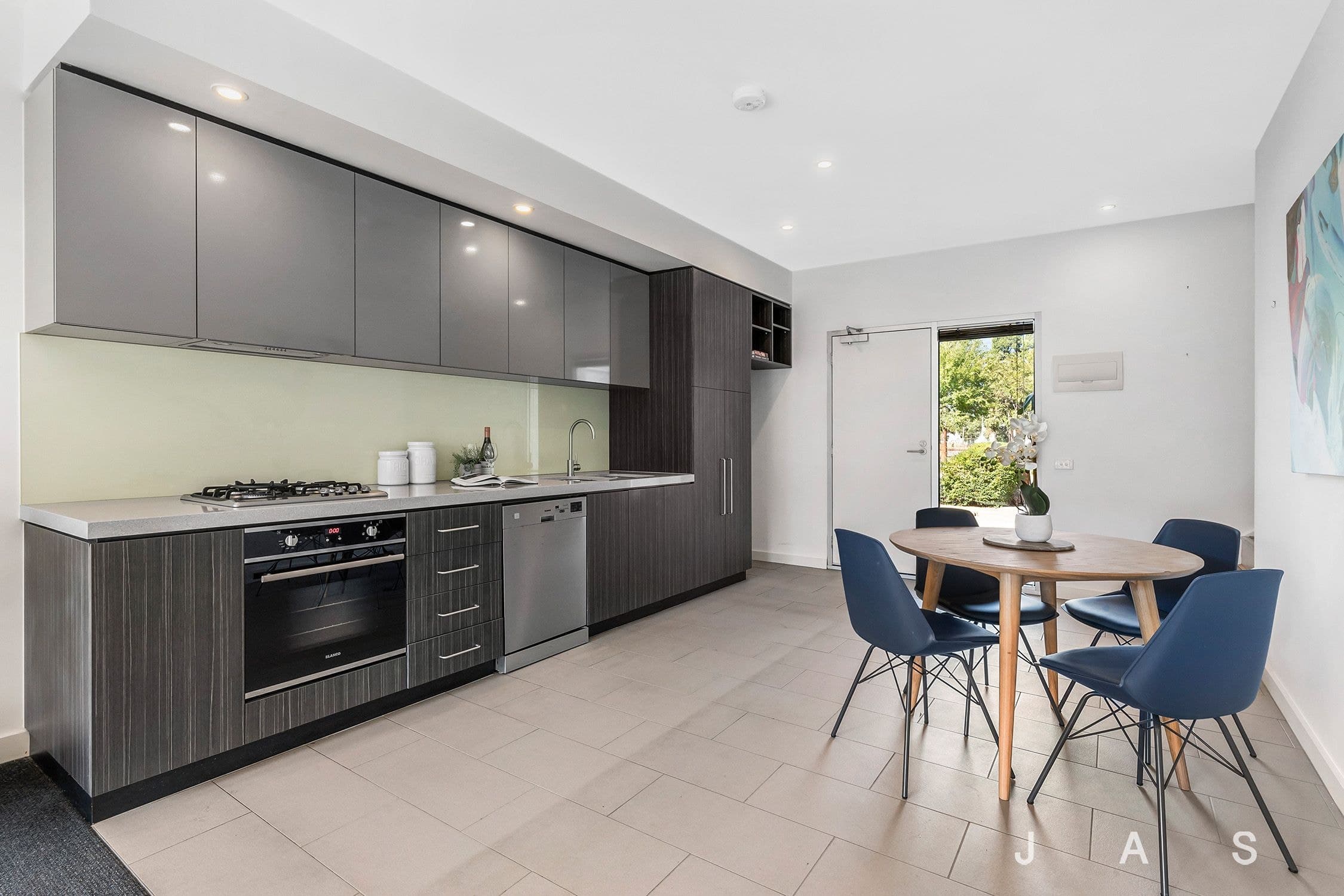 9 Newman Drive Footscray VIC, Footscray - Thumbnail 8