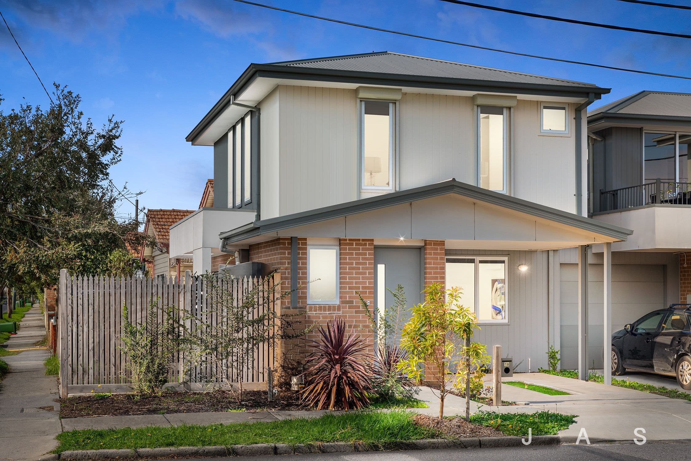 1A Hughes Street Yarraville VIC, Yarraville - Thumbnail 2