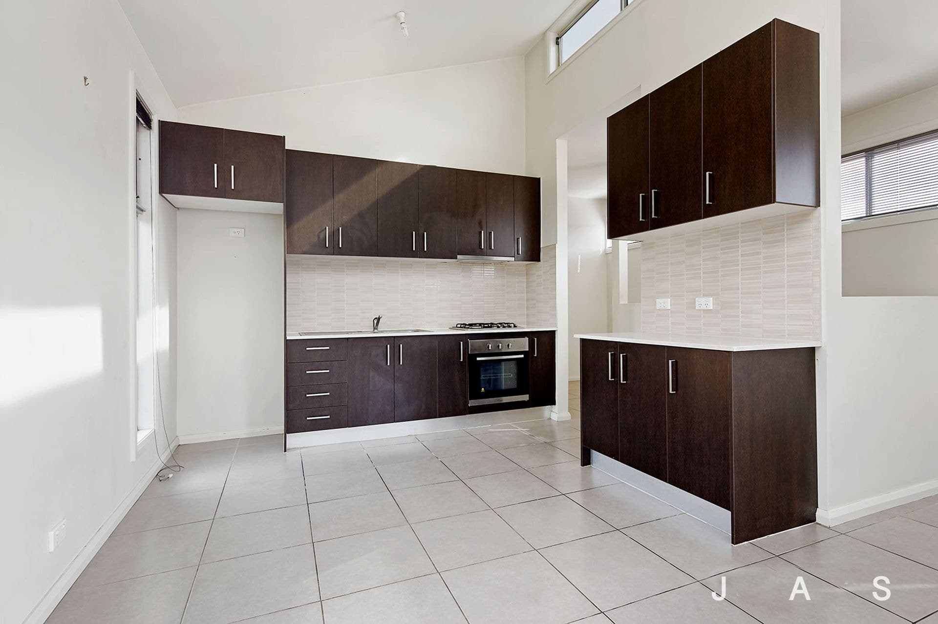 2/27 Gordon Street Footscray VIC, Footscray - Thumbnail 4