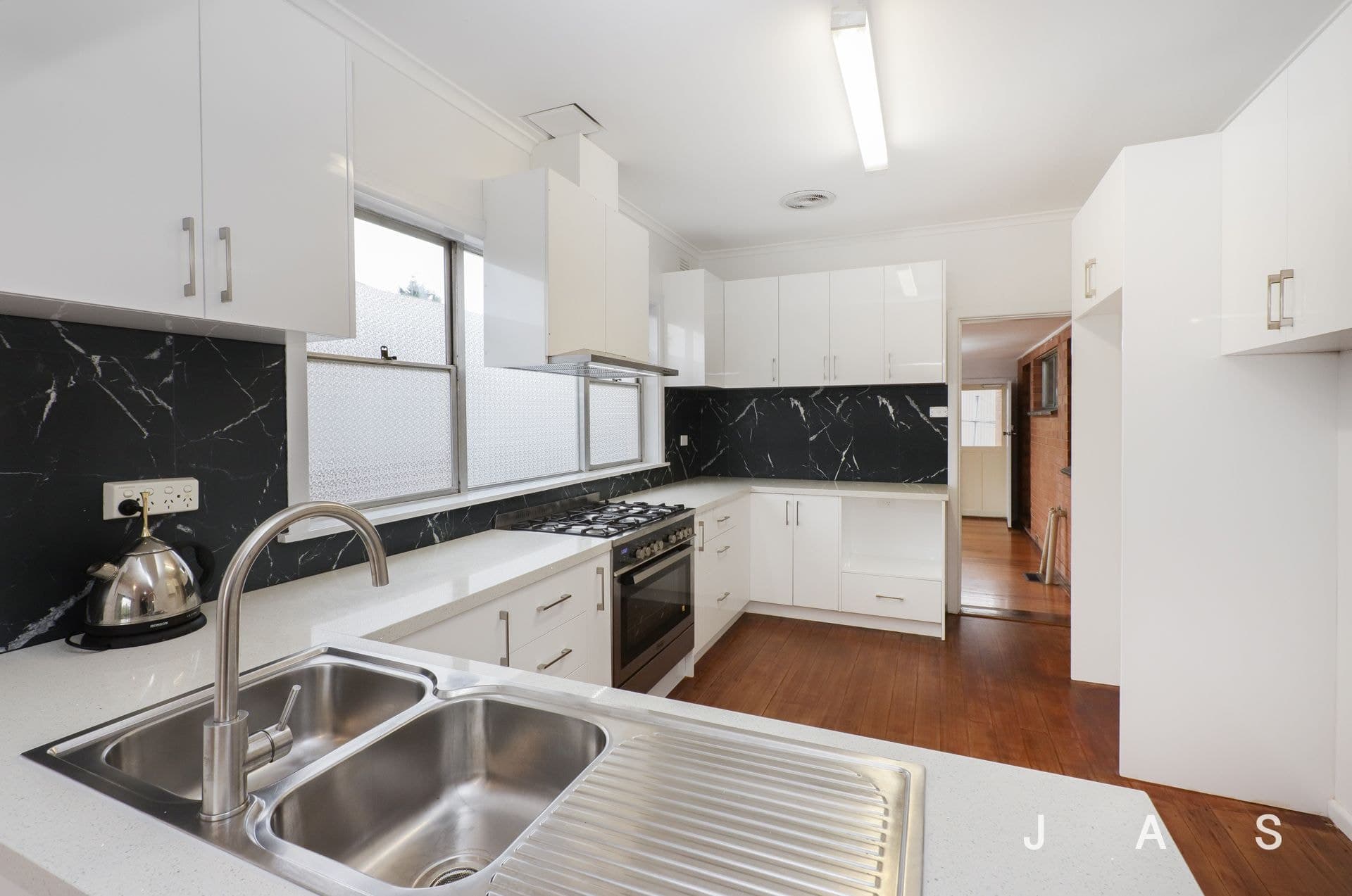 9 Gertrude Street Sunshine VIC, Sunshine - Thumbnail 7