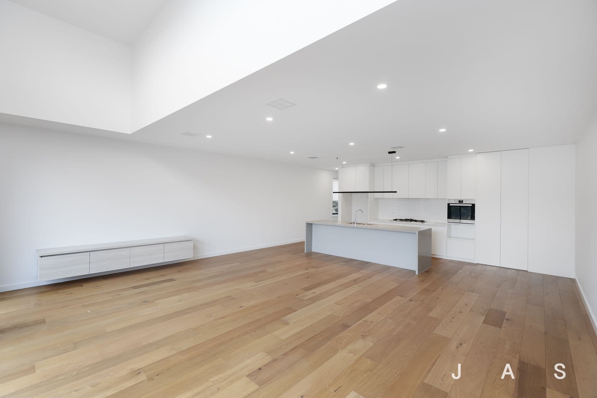 13B Neylon Street Yarraville VIC, Yarraville - Thumbnail 2