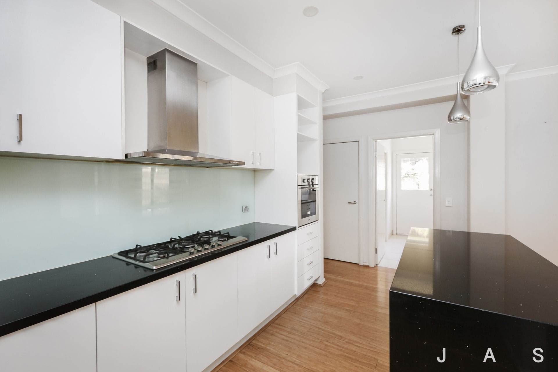 2/3 Clarendon Parade West Footscray VIC, West Footscray - Thumbnail 8