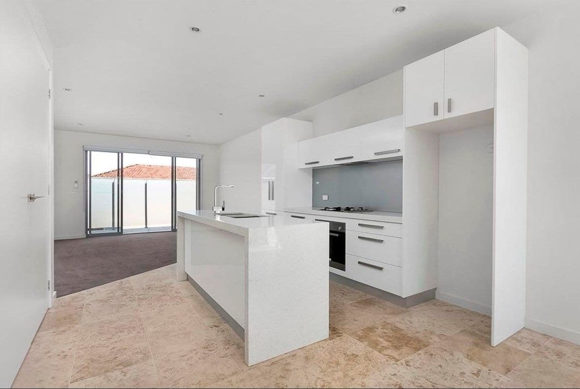 4/187 Geelong Road Seddon VIC, Seddon - Thumbnail 2