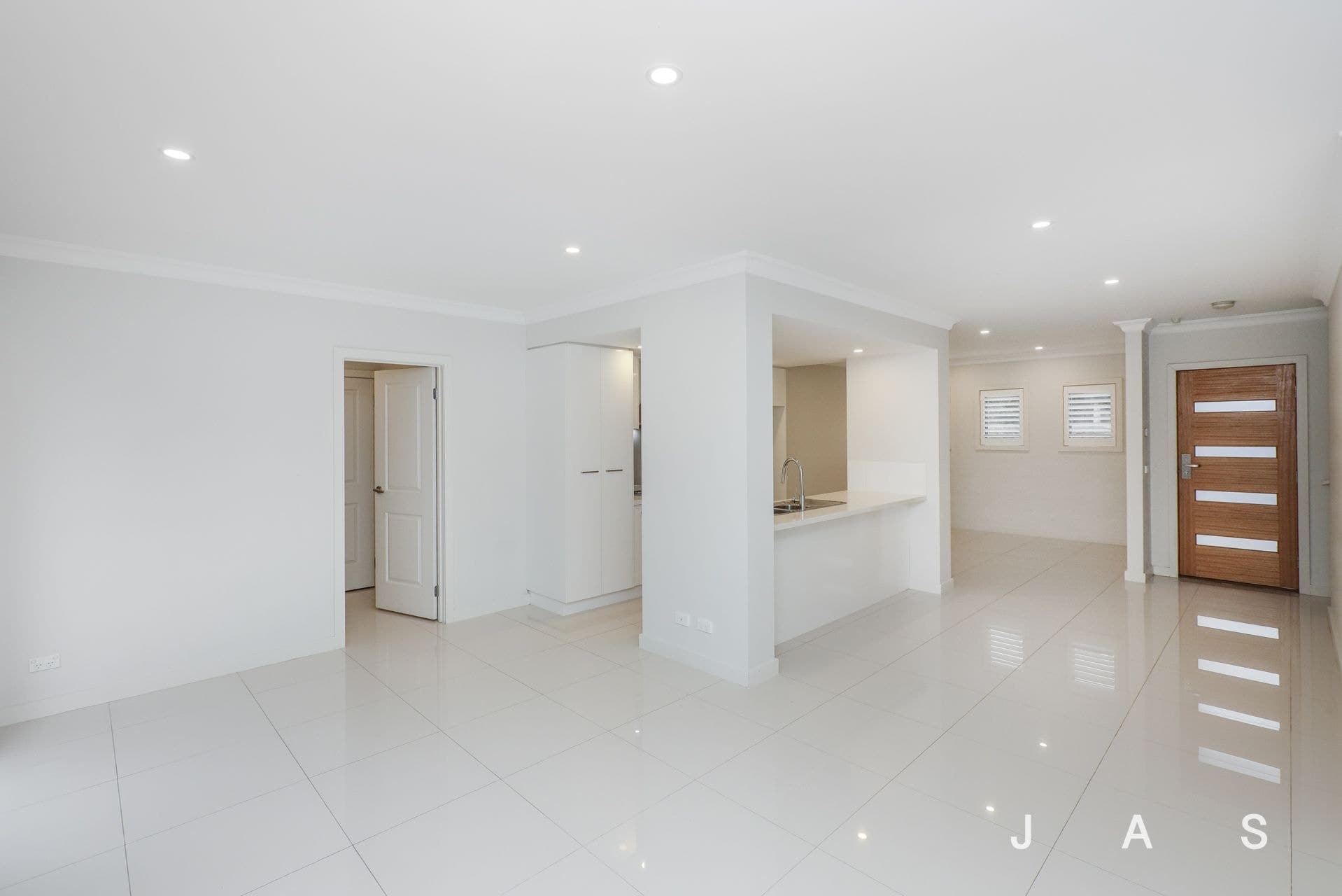 3/14 Almond  Avenue Brooklyn VIC, Brooklyn - Thumbnail 3