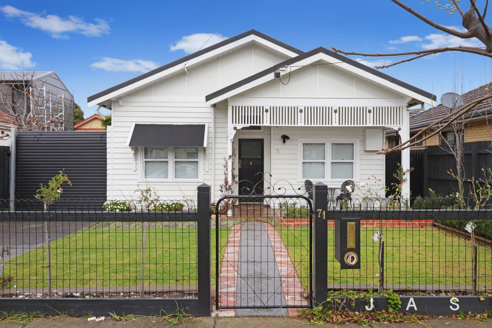 71 Alma Street West Footscray VIC, West Footscray - Thumbnail 2