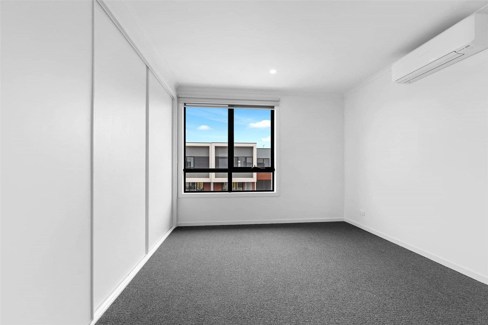 7 Finn Street St Albans VIC, St Albans - Image 1