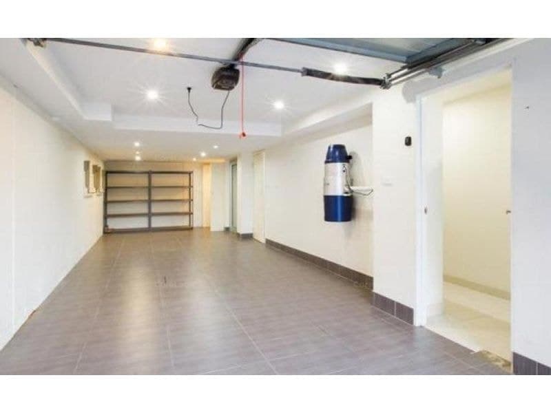 2/63 Rosslyn Street West Melbourne VIC, West Melbourne - Image 1