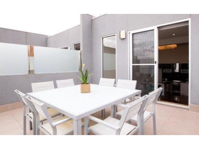 2/63 Rosslyn Street West Melbourne VIC, West Melbourne - Thumbnail 7