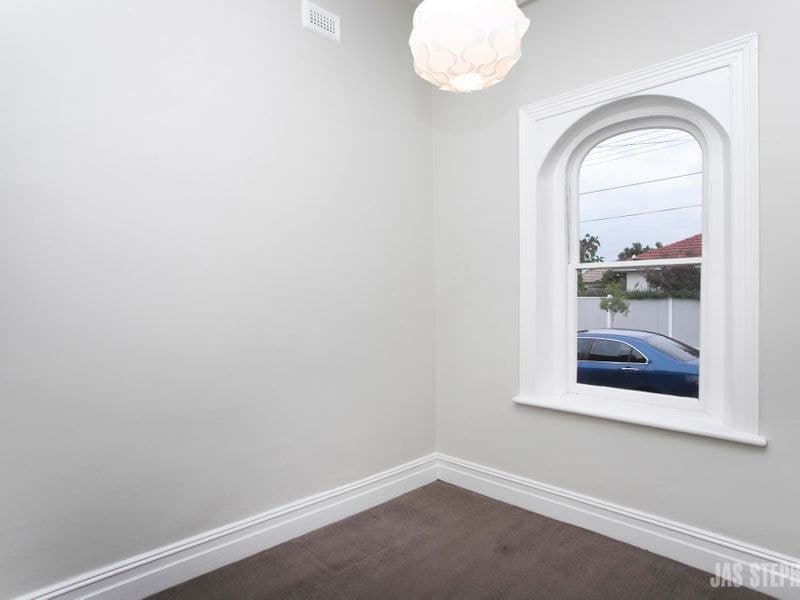 12 Ovens Street Yarraville VIC, Yarraville - Thumbnail 3
