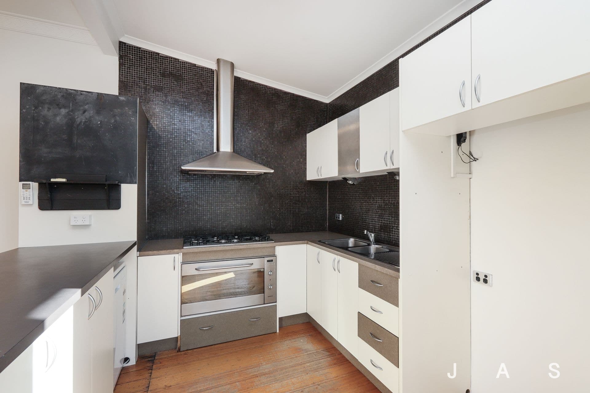 14 Kingston  Street Yarraville VIC, Yarraville - Thumbnail 6