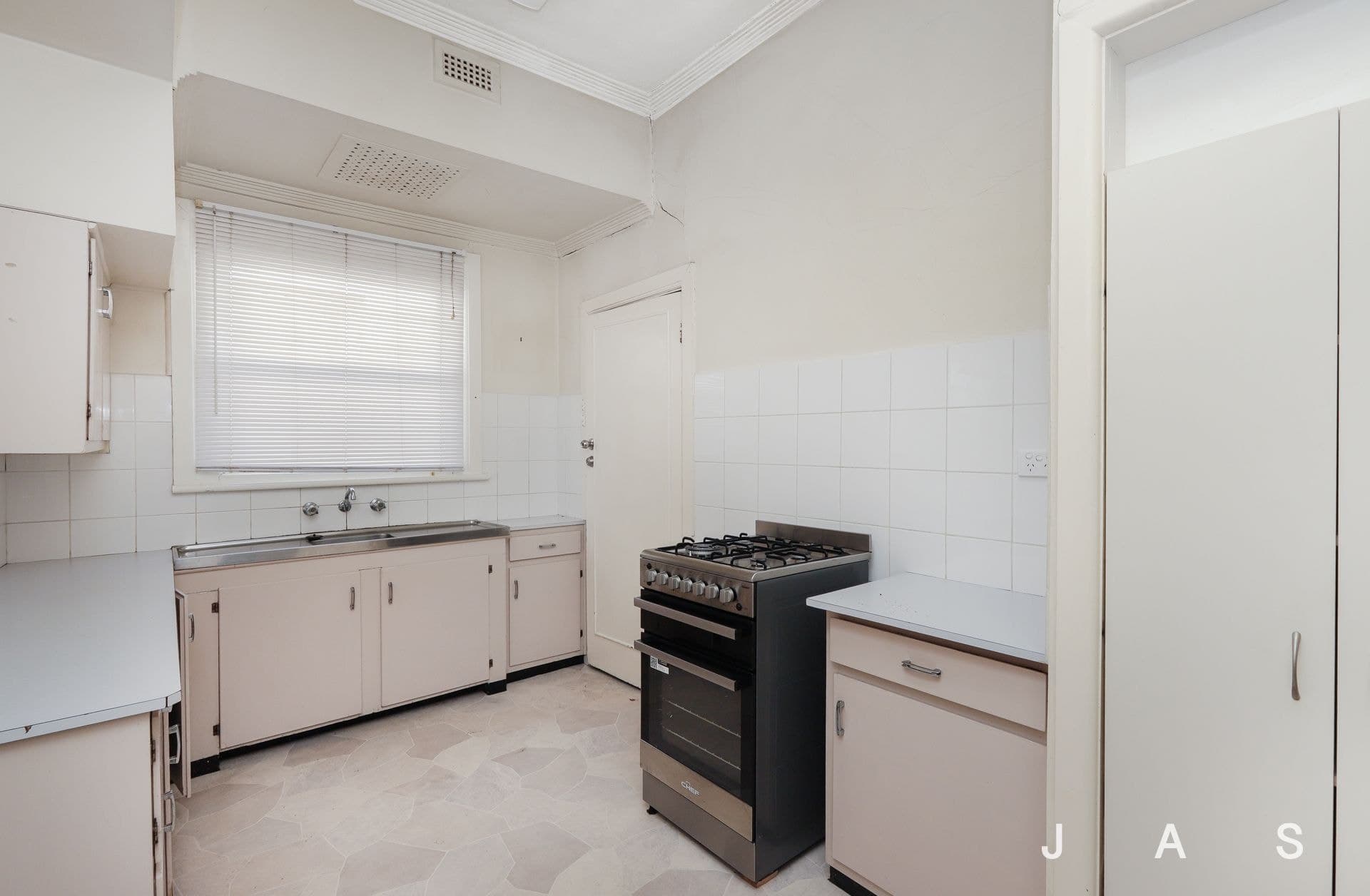 20 Khartoum St West Footscray VIC, West Footscray - Thumbnail 6