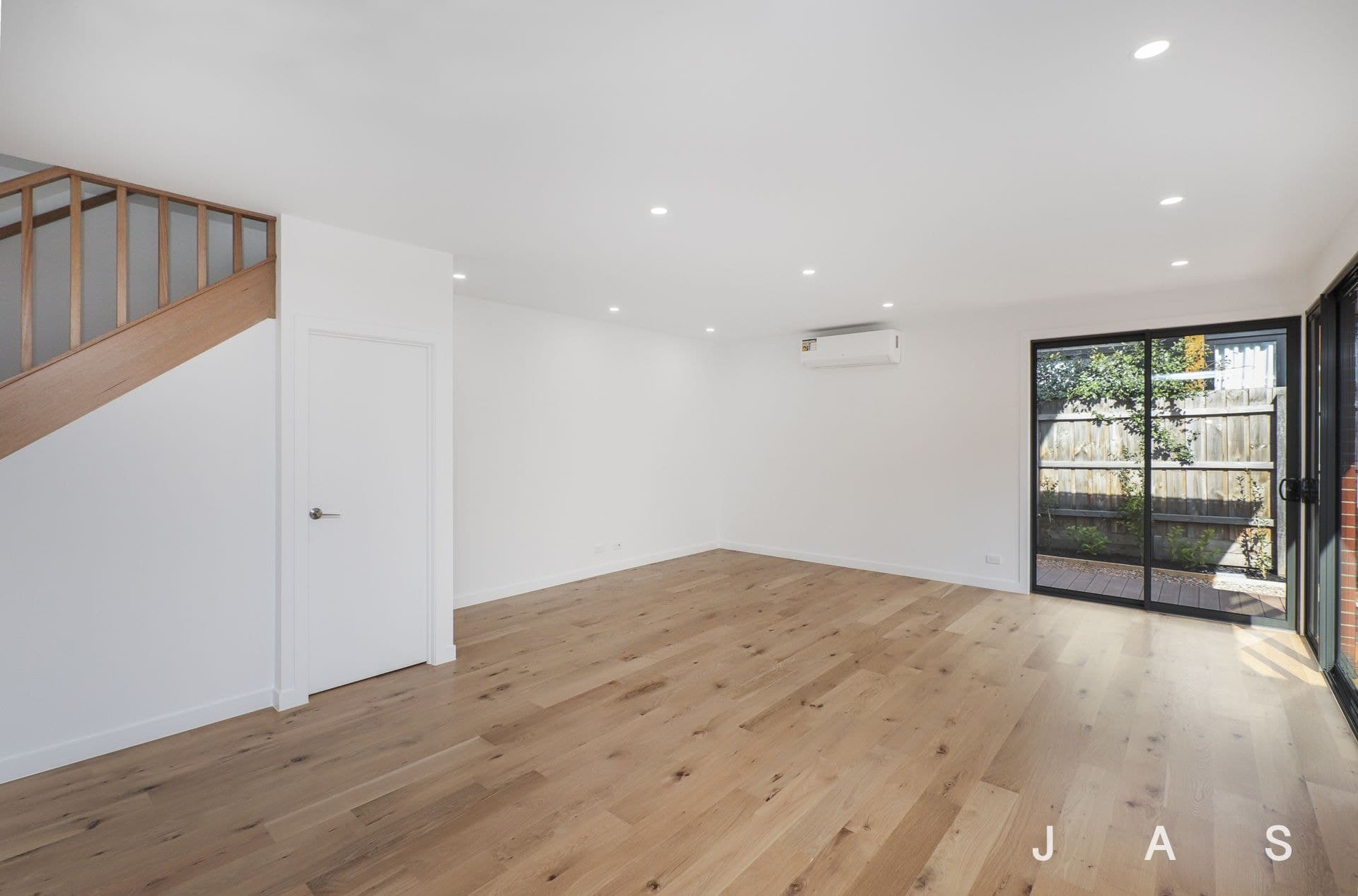 3B Austin Street Seddon VIC, Seddon - Thumbnail 3