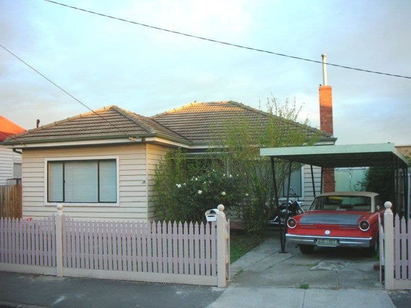 10 Dickens Street Yarraville VIC, Yarraville - Thumbnail 2