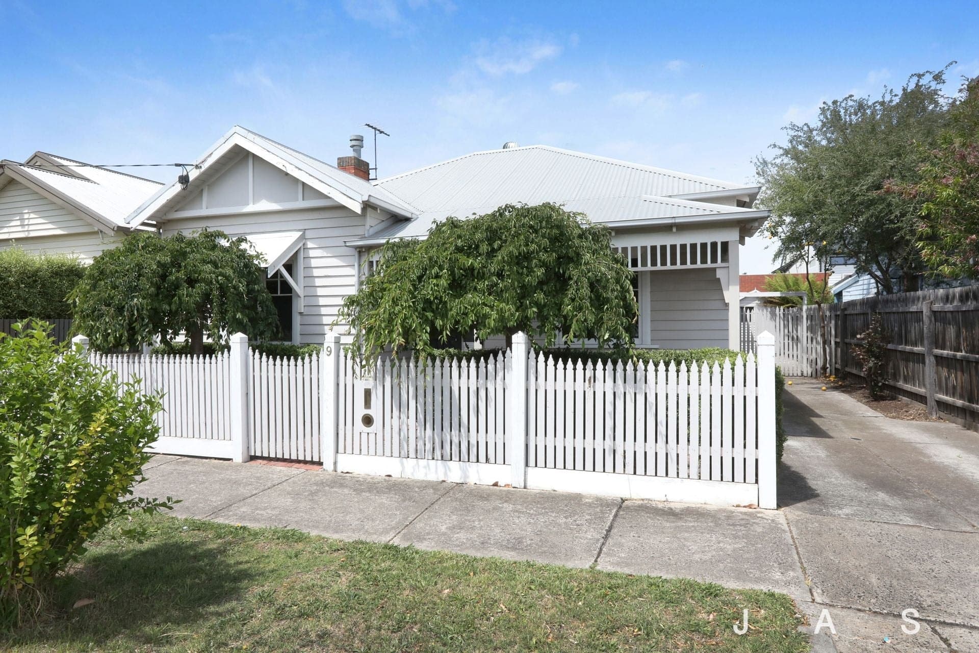 9 Dawson Avenue Footscray VIC, Footscray - Thumbnail 2