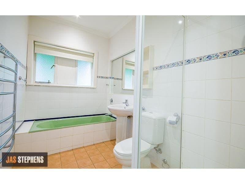 82 Hawkhurst Street YARRAVILLE VIC, Yarraville - Thumbnail 4