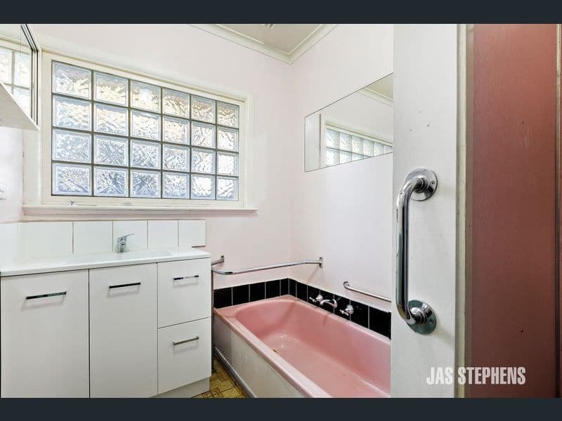 37 Bromyard Street Yarraville VIC, Yarraville - Thumbnail 8