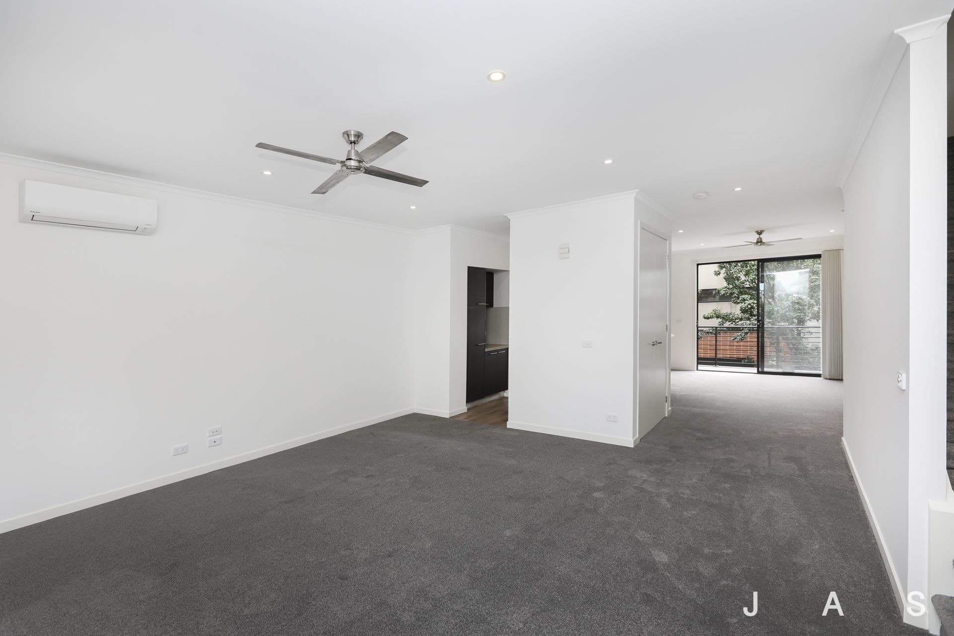 51 Beaurepaire Parade Footscray VIC, Footscray - Thumbnail 6