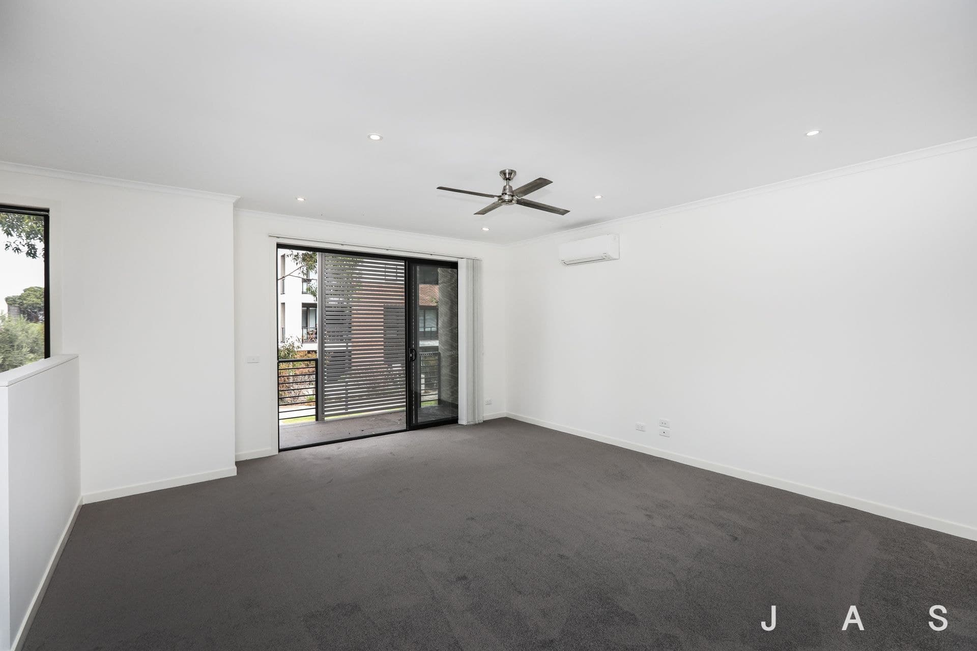 51 Beaurepaire Parade Footscray VIC, Footscray - Thumbnail 7