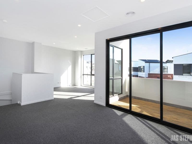 10 Montgomery Court St Albans VIC, St Albans - Thumbnail 4