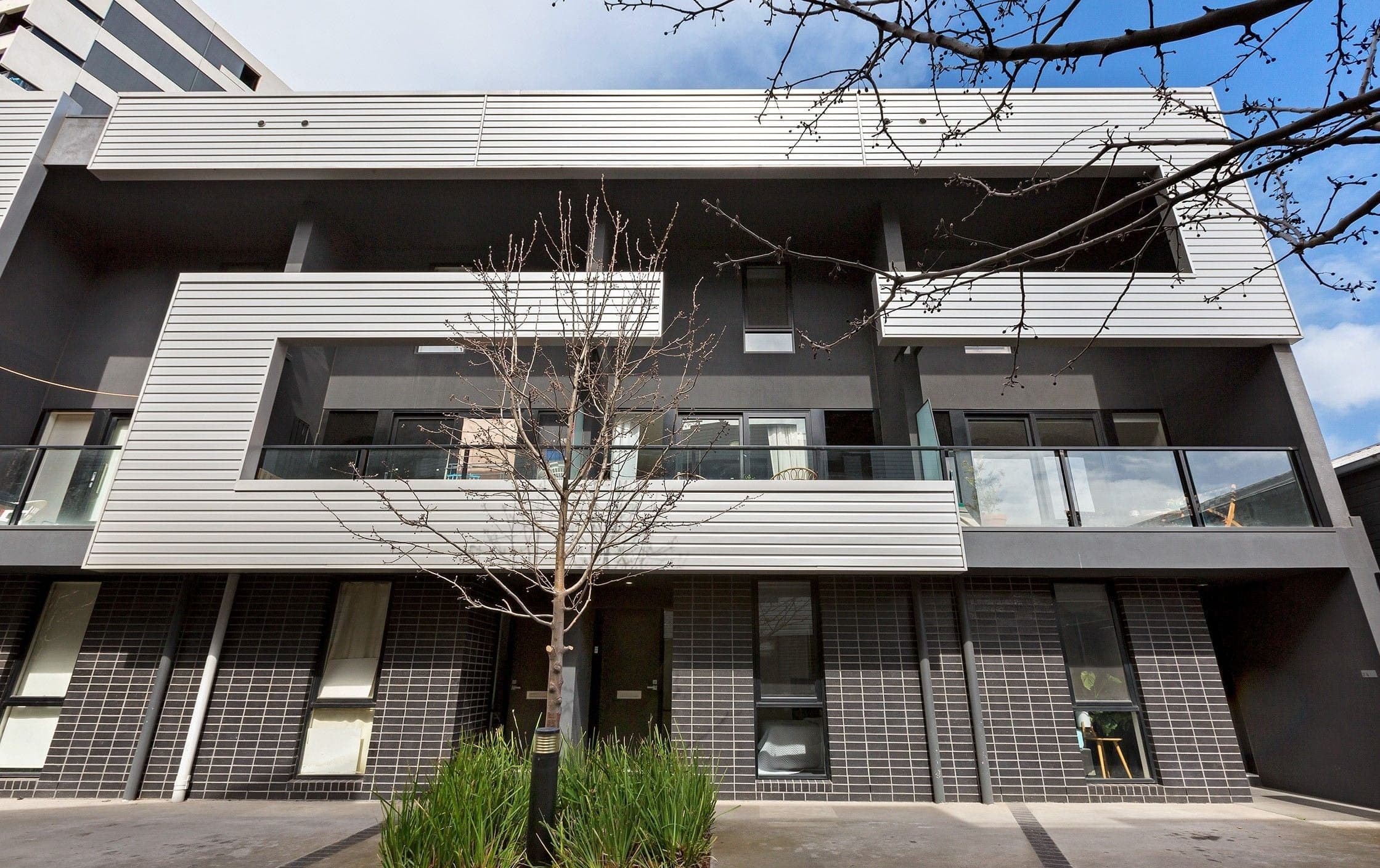 23 Cirque Drive Footscray VIC, Footscray - Thumbnail 2