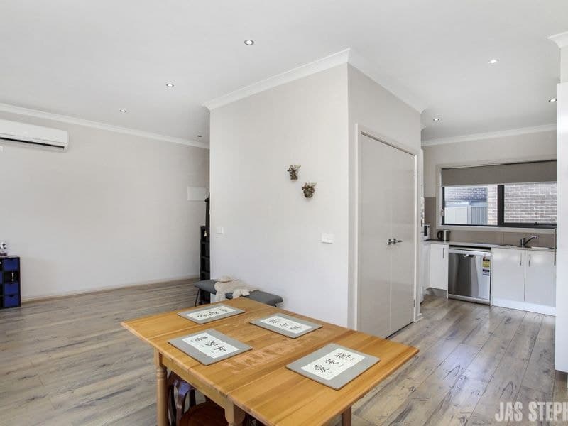 4/26 Hancock Crescent BRAYBROOK VIC, Braybrook - Thumbnail 5