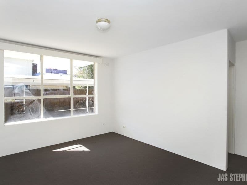 2/15 Tongue Street Yarraville VIC, Yarraville - Thumbnail 4