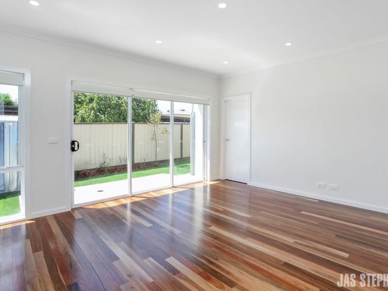 4/66 Roberts Street West Footscray VIC, West Footscray - Thumbnail 3