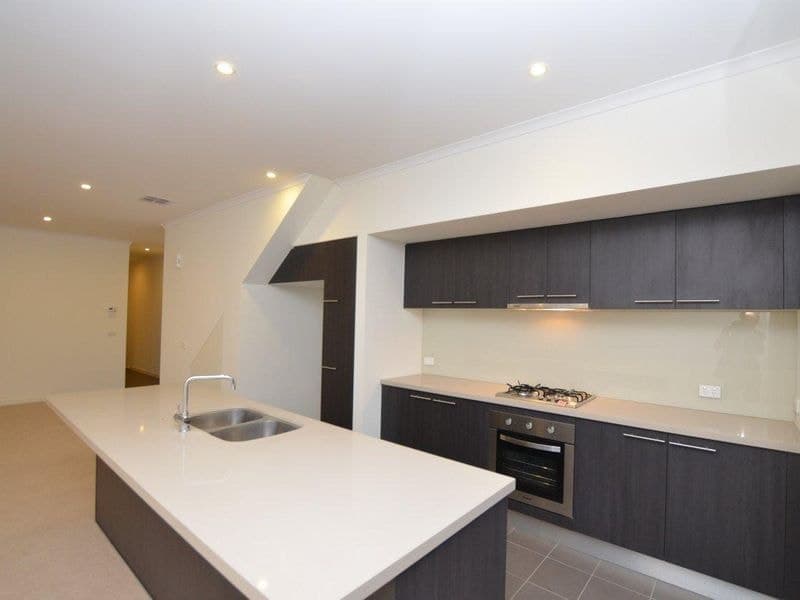 7 Beaurepaire Parade Footscray VIC, Footscray - Thumbnail 3